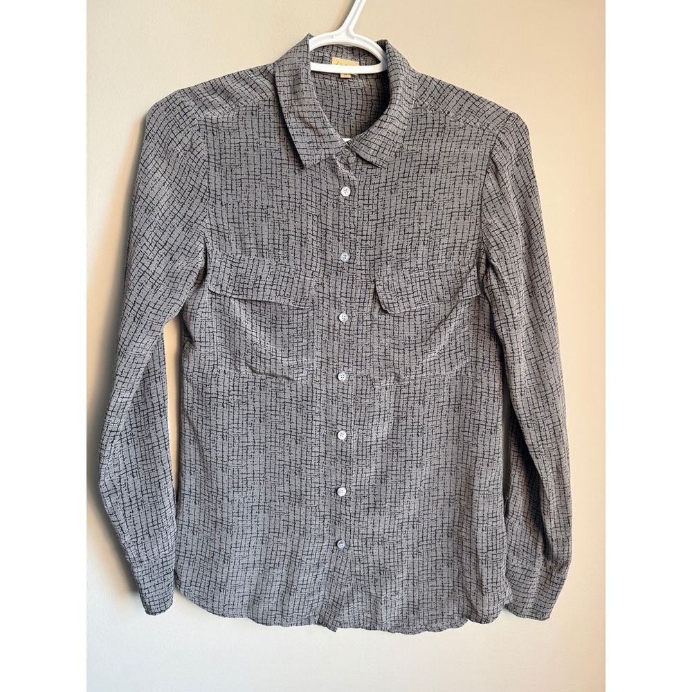 Aritzia Babaton‎ 100% Silk Button Up Blouse XS Abstract Print Long Sleeve Gray